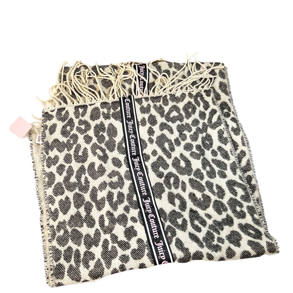 NWT Juicy Couture Animal Print Leopard Scarf With Fringe Oversized Large 70”